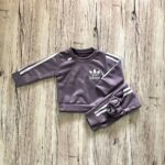 ست لباس ورزشی طرح adidas